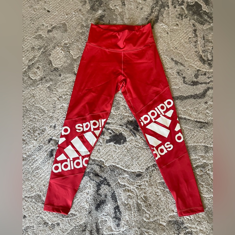 ADIDAS DRY FIT ATHLETIC LEGGINGS, SIZE MED
